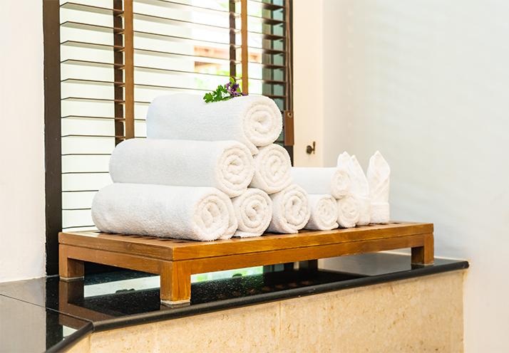 Beyond Fluff: A Guide to Choosing Hotel-Grade Bath Towels
