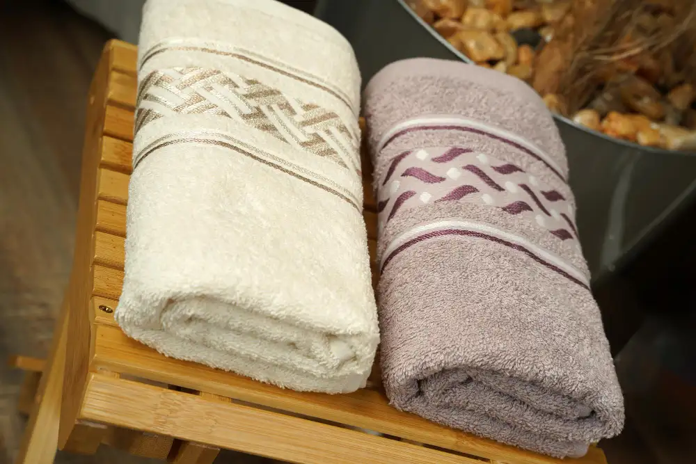 Customized Towels: Elevate Gifting, Branding, and Guest Experiences